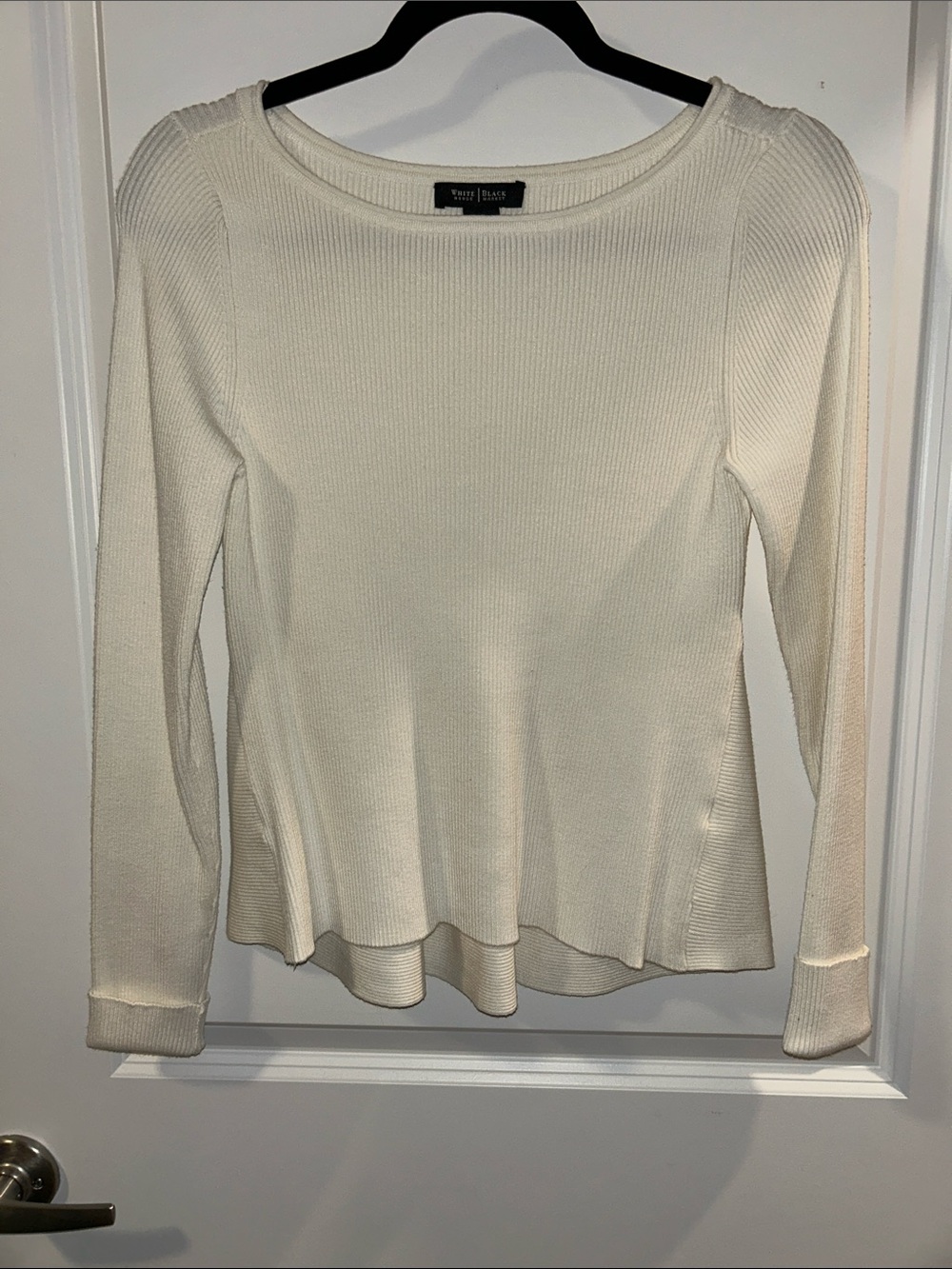 White House Black Market Ivory Ribbed Long-Sleeve Top